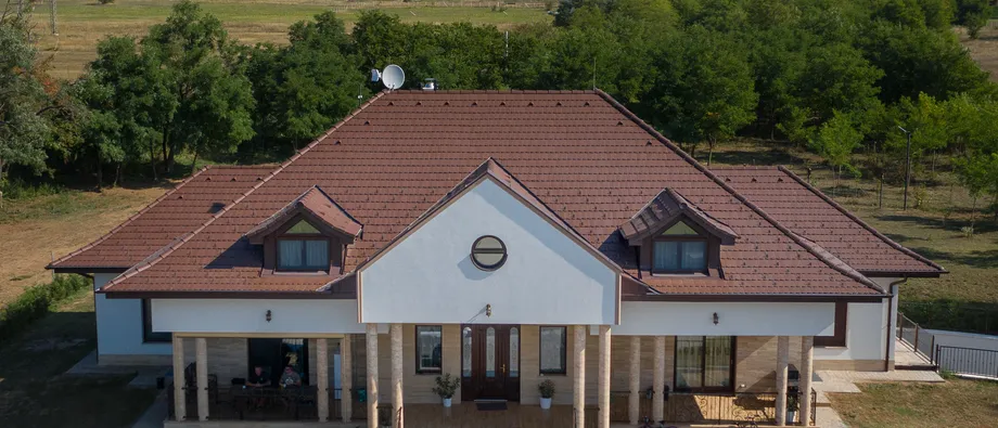 viva_novo_smeda_reference01